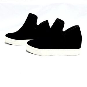 Steve Madden Claud Booties Sneakers Suede Black Solid Womens Size 6.5